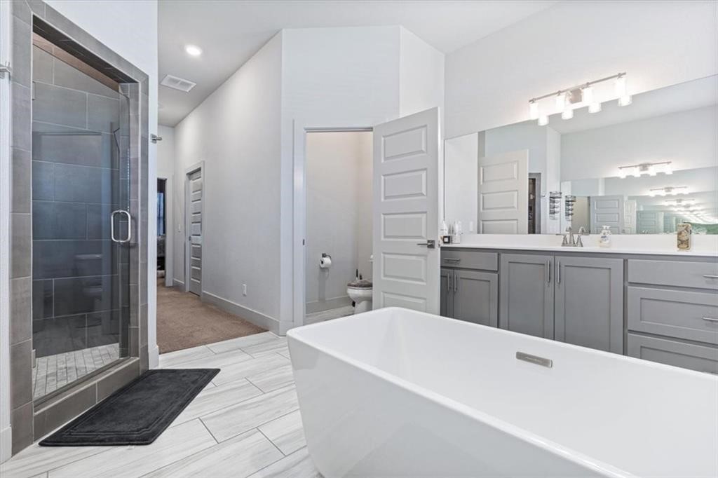 Elmdale Lake Estates - Residential