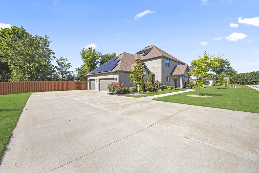 Elmdale Lake Estates - Residential