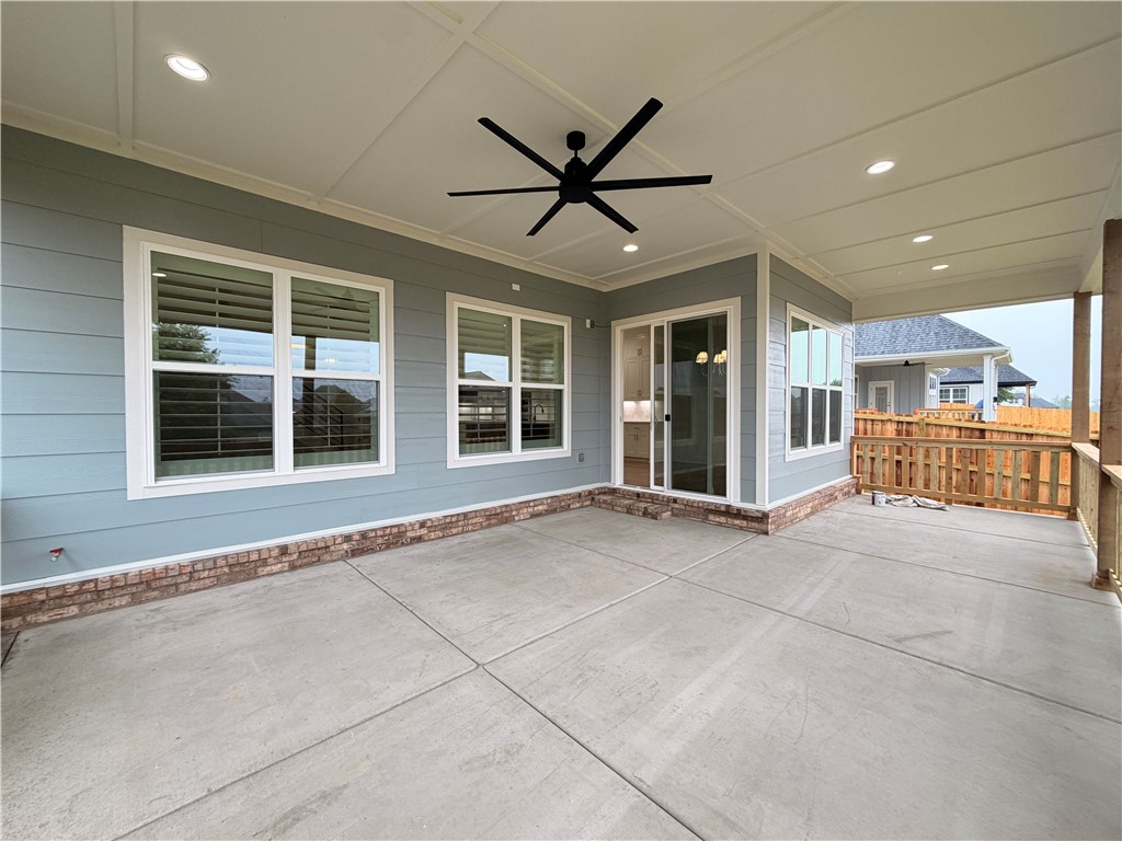 Crescent View - Residential
