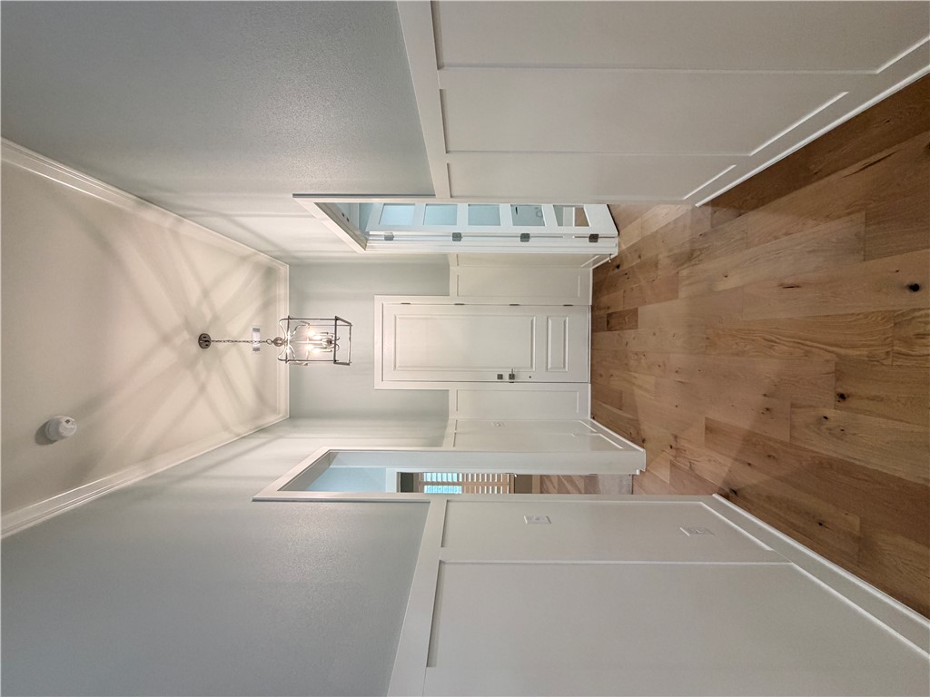 Crescent View - Residential