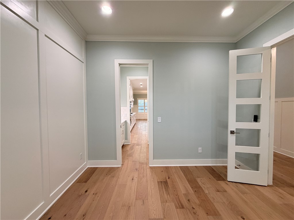 Crescent View - Residential