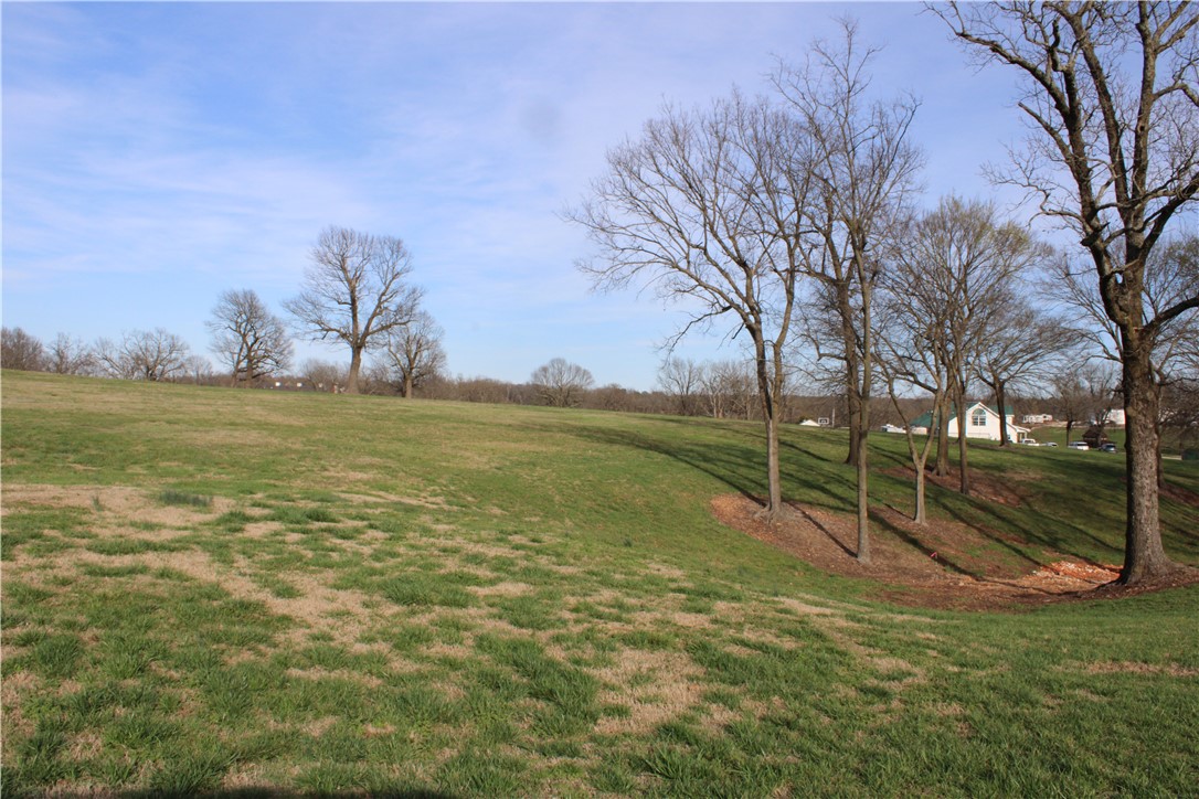 Northern Trace - Land