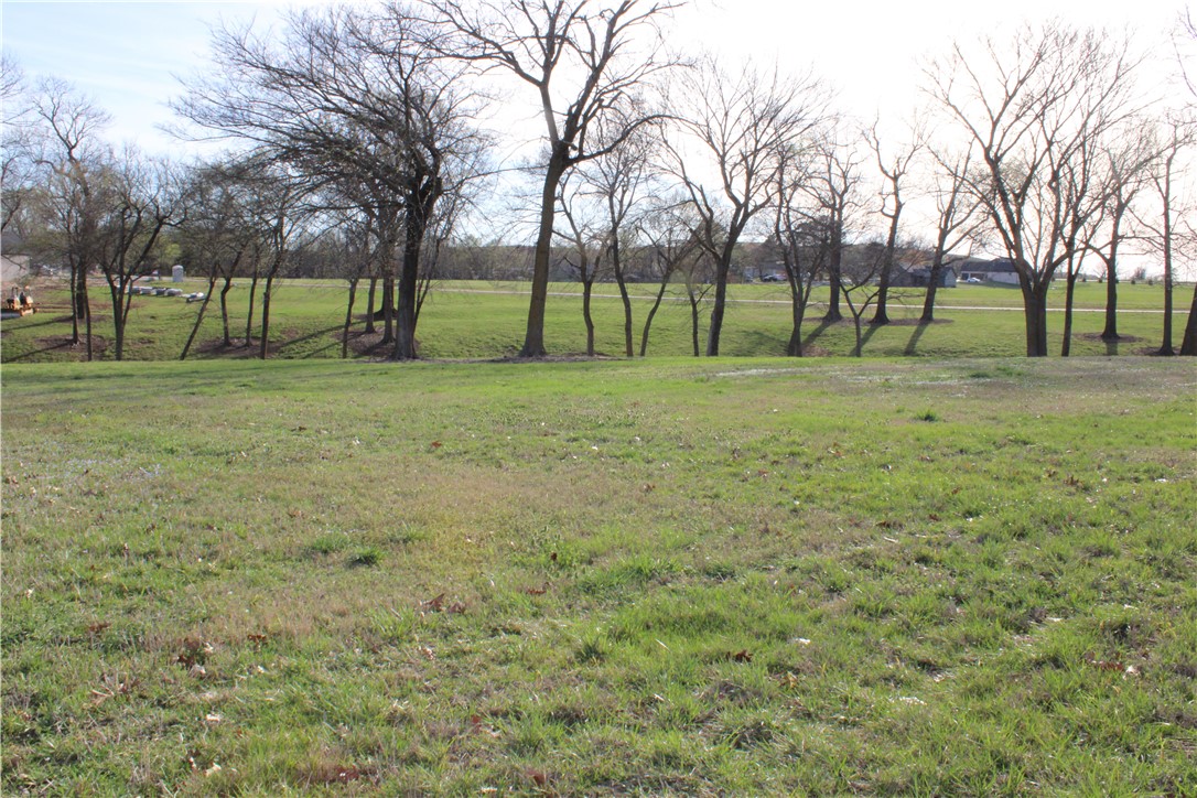 Northern Trace - Land