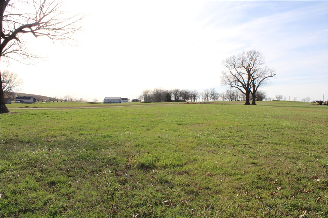 Northern Trace - Land