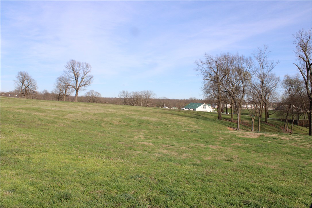 Northern Trace - Land