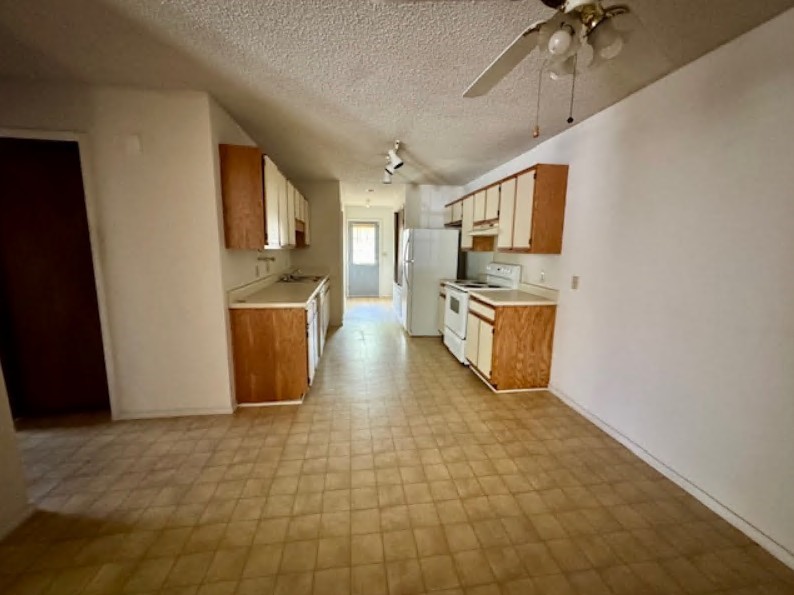 GREEN ACRES S/D - Residential Lease