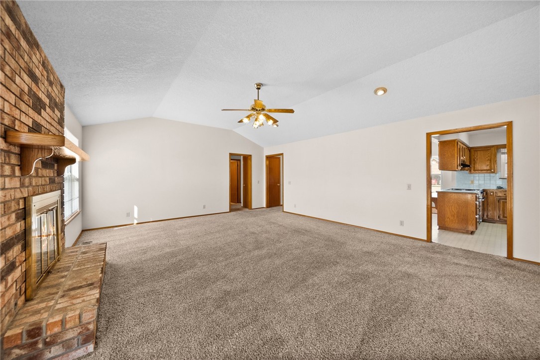 The Oaks Addition, Phase I, Springdale, - Residential