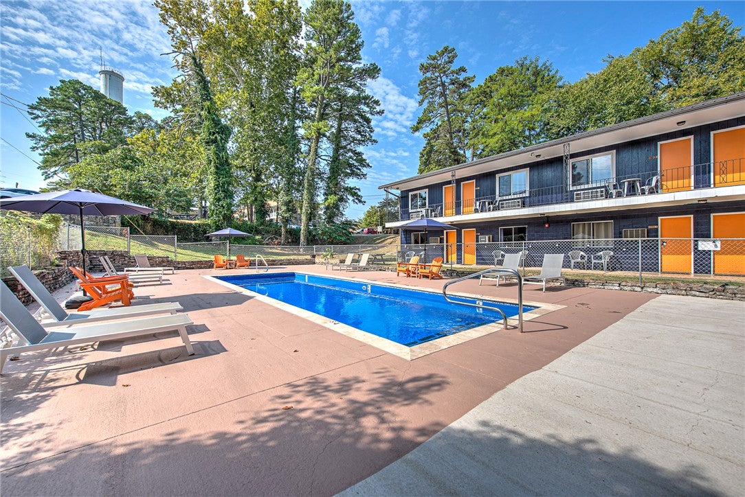 216 Van Buren