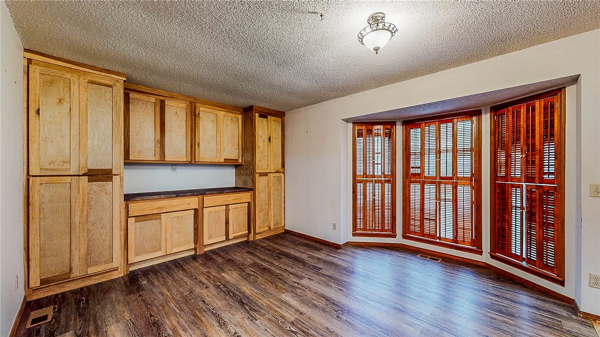 Oak Hills - Residential