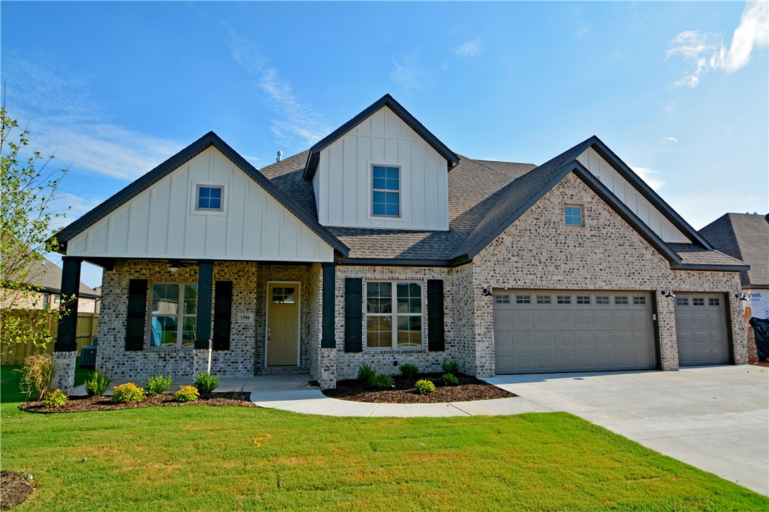 Beautiful 4 BR/3 BA home + bonus and study in desired SW Rogers area. Open concept, split floor plan with island, walk-in pantry, stainless steel farmhouse sink, custom built cabinets, built-in stainless appliances including 5 burner gas cook top. Private master includes his and hers sinks, large w/in closet. Great location!