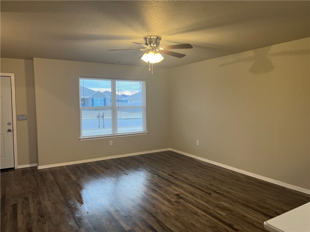 Autumn Glen Ph Ii Siloam Spgs - Residential Lease