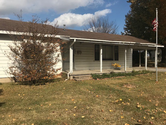 Great location. House has original wood floors in one bedroom, newer laminate floors in living area.
Refrigerator stays. 1 large shed in backyard that was used as a shop. A second shed is for storage. Great first home or investment property. Conventional loan or Cash. Security cameras installed
