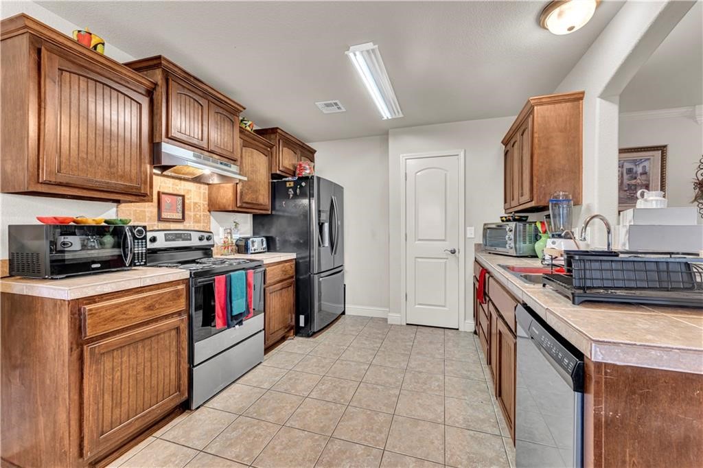 Meadow Wood Rogers - Residential