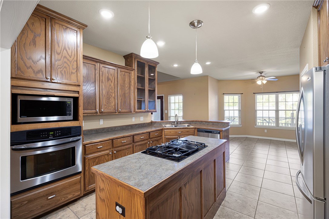 Highland Pointe - Residential