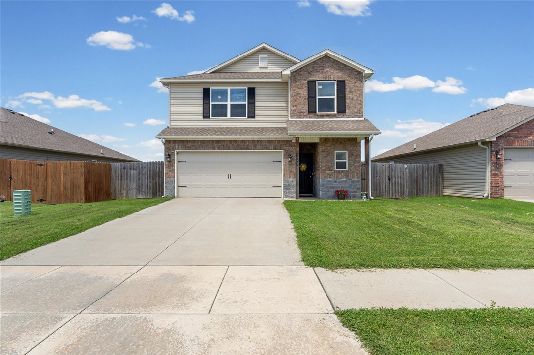 Photo 1 of 30 — 635 Woodcreek Loop, Lowell, AR 72745