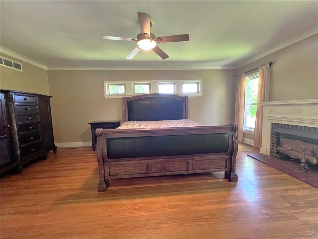 Brentwood - Residential