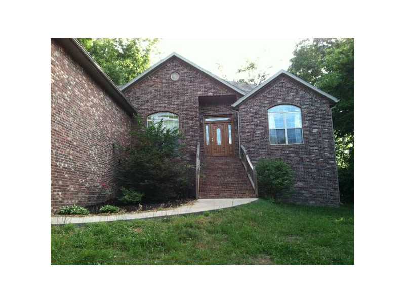 BEAUTIFUL BRICK HOME WITH LARGE COVERED BACK DECK. MASTER BATH BOASTS HIS/HERS WALK-IN CLOSETS, JACUZZI TUB AND SEPARATE SHOWER, JACK AND JILL BATHROOM FOR OTHER TWO BEDROOMS AND A HALF BATH FOR GUESTS! WOOD FLOORS IN LIVING AND DINING ROOMS, GENEROUS,SIZED KITCHEN WITH BREAKFAST NOOK, STAINLESS APPLIANCES AND GRANITE TILE COUNTERS. LARGE YARD AND AMPLE STORAGE SPACE IN UNFINISHED BASEMENT!