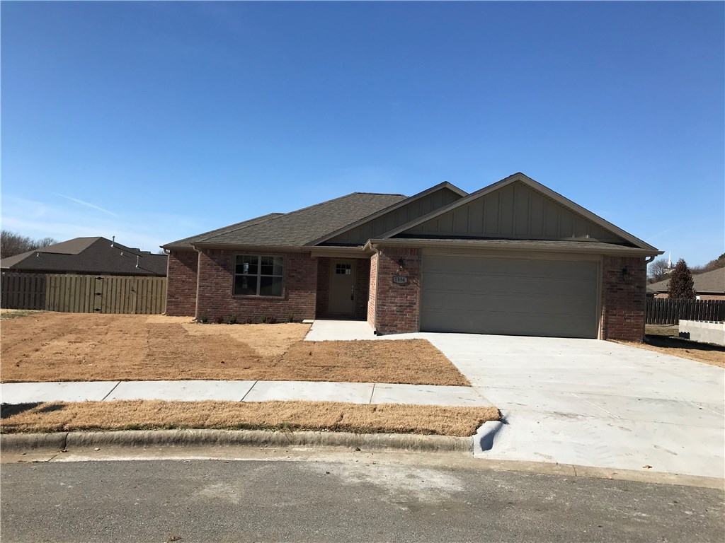Quality Built home in great neighborhood in established subdivision close to schools and shopping. All brick, 6' wood privacy fence, gutters, covered back porch, 100% sod yard/landscaping; custom built cabinets; quartz counter tops; master suite with crown molding, walk-in closet, double vanity with large walk-in shower with bench seat, separate toilet room; kitchen has large pantry, lots of counter top space and space for full size table; mudroom area with lockers; wood flooring in livingroom; A MUST SEE