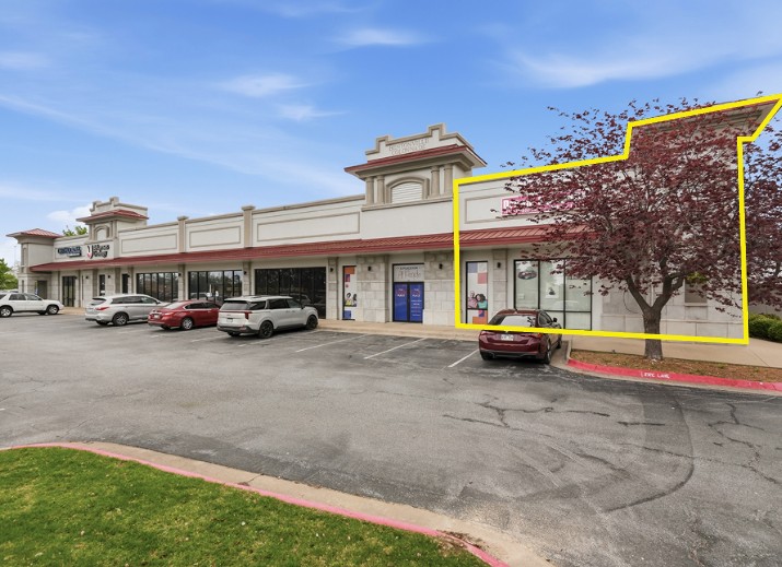 71 Bus Center - Commercial Lease
