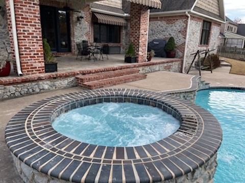 The Estates at Salem Hills - Residential