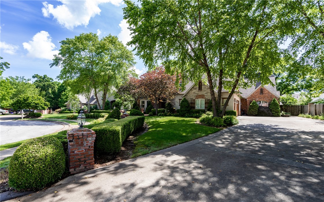 Bordeaux Sub Rogers - Residential