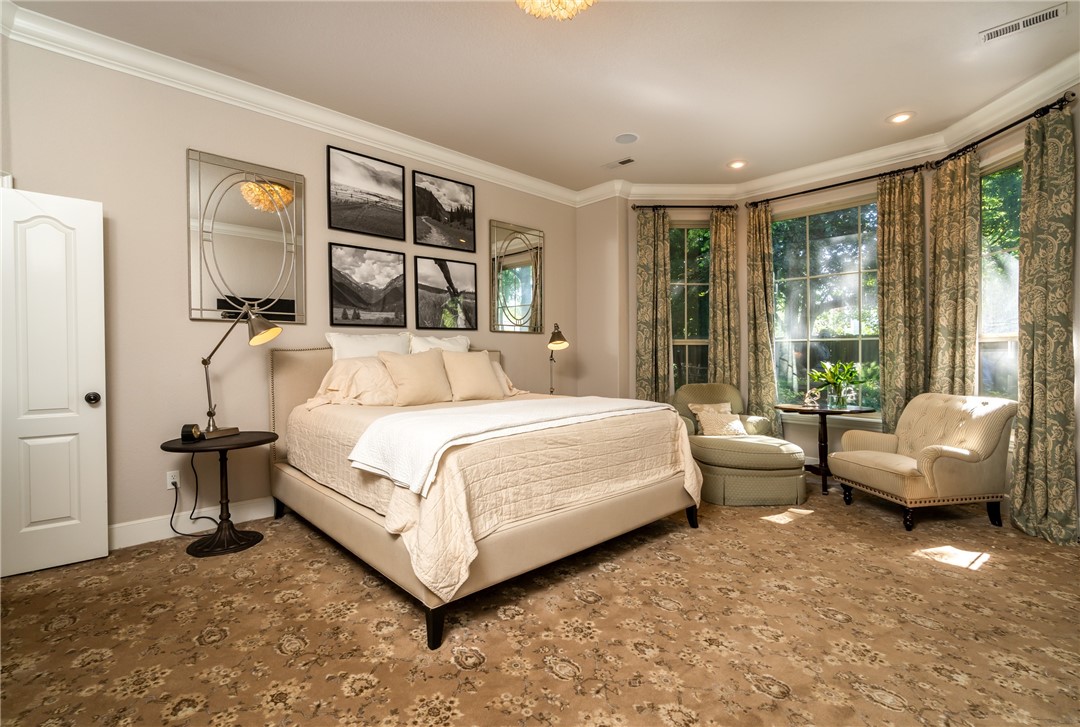 Bordeaux Sub Rogers - Residential