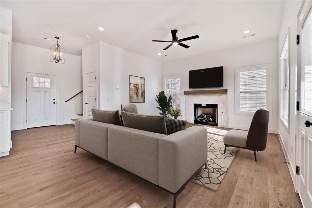 North Riding Sub Bvv - Residential Lease