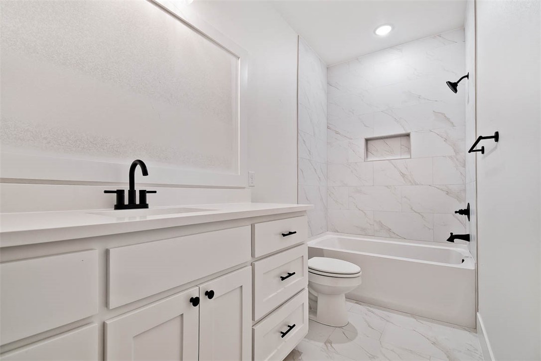 North Riding Sub Bvv - Residential Lease