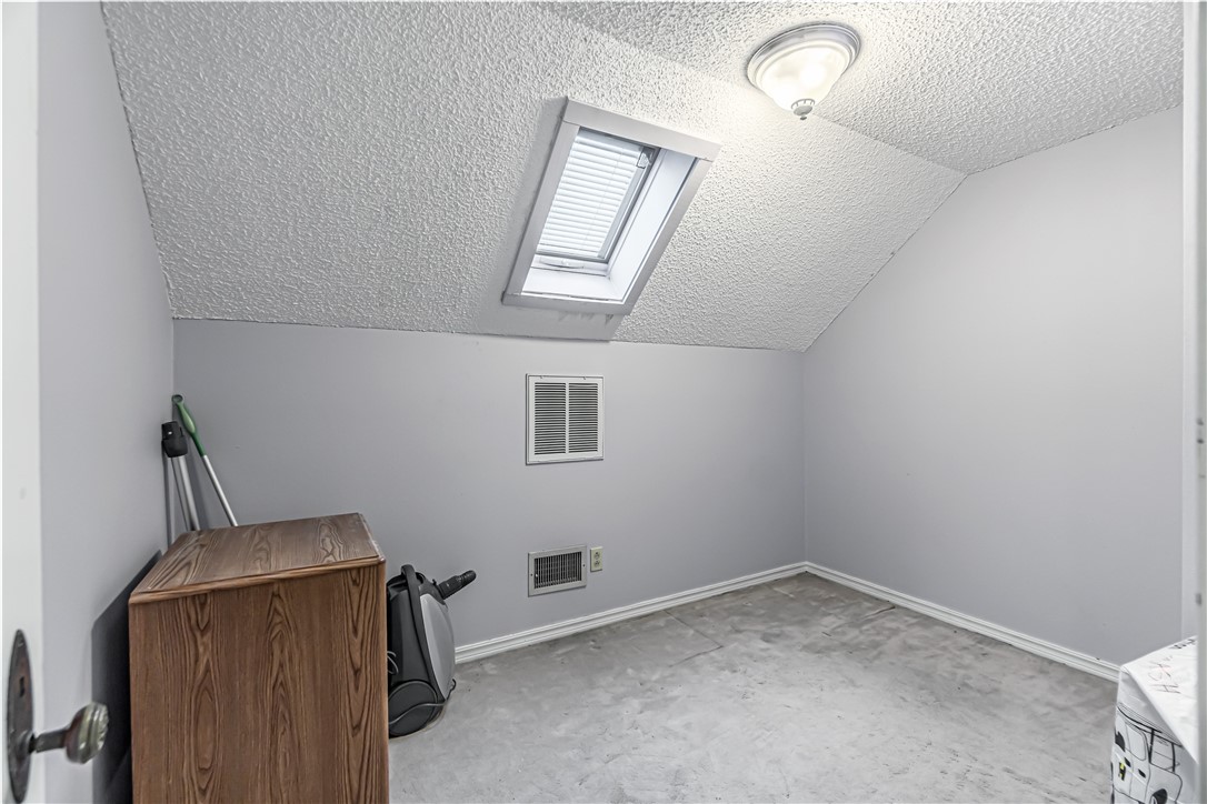 03-18-29-RURAL - Residential