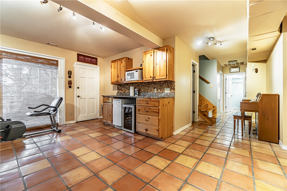 03-18-29-RURAL - Residential