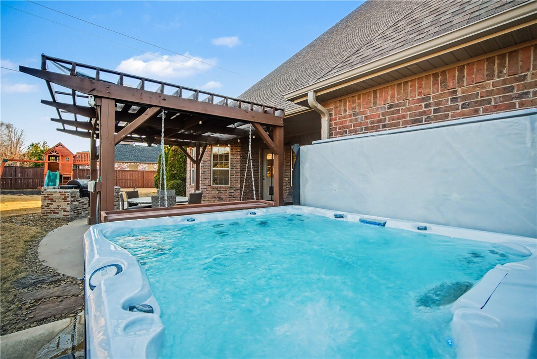 Lochmoor Club Sub Bentonville - Residential