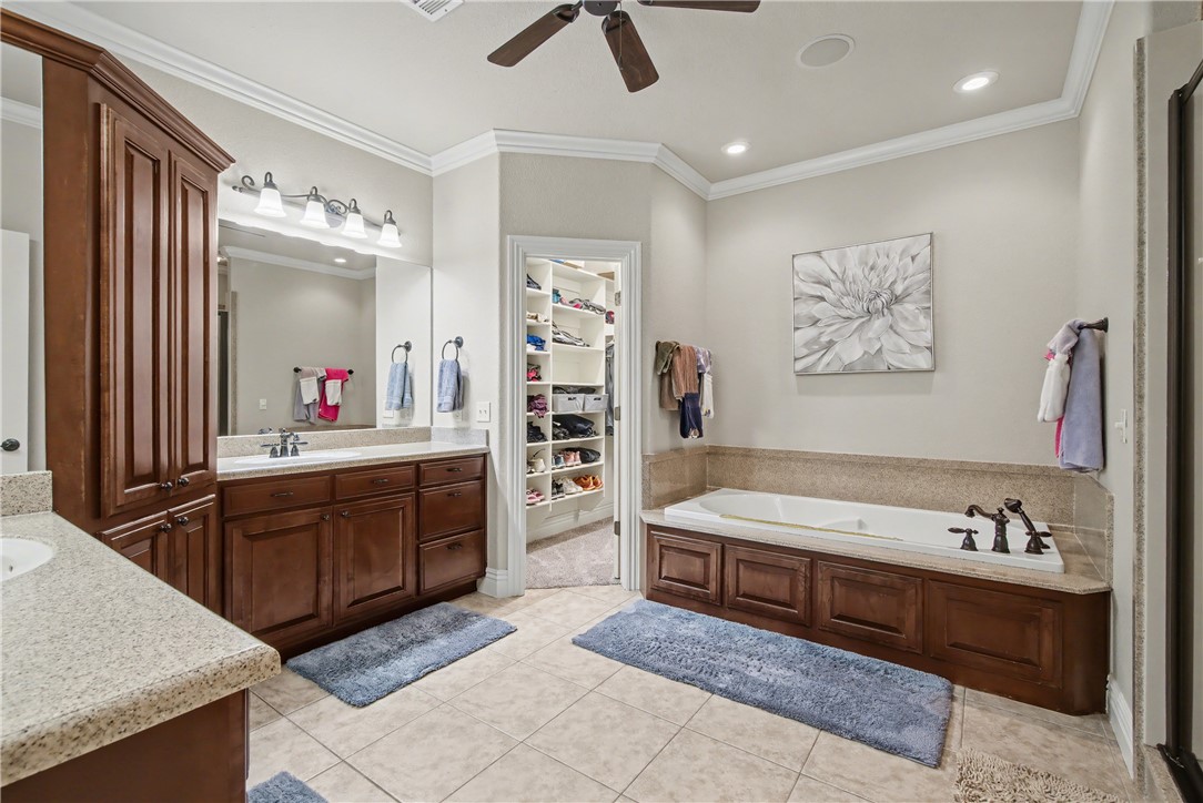 Lochmoor Club Sub Bentonville - Residential