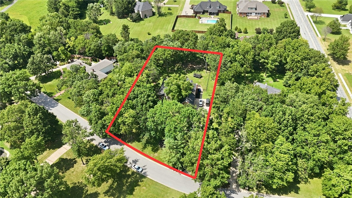 1325 Avery Place