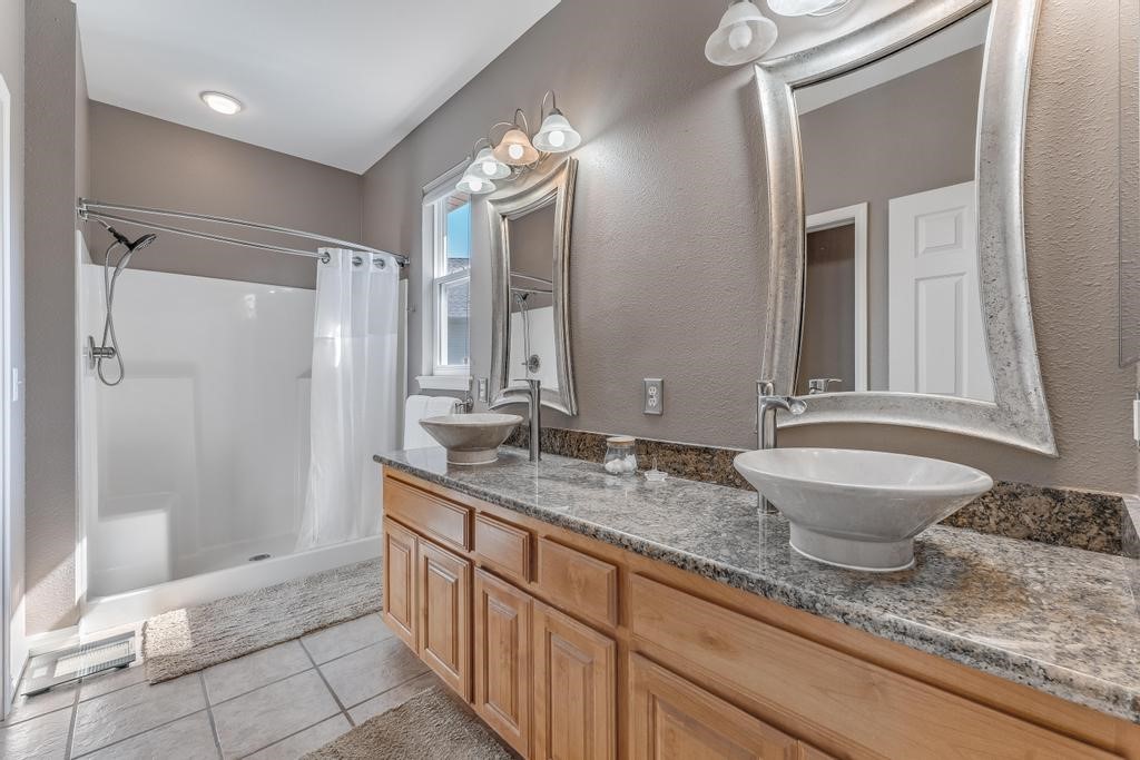 Highland Park Villas - Residential