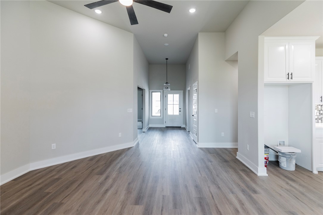 Oak Brook Sub Ph 1 Siloam Spgs - Residential