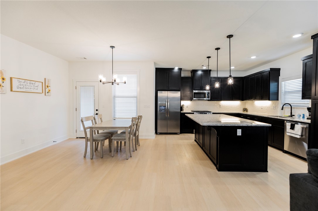 Oak Brook Sub Ph 1 Siloam Spgs - Residential