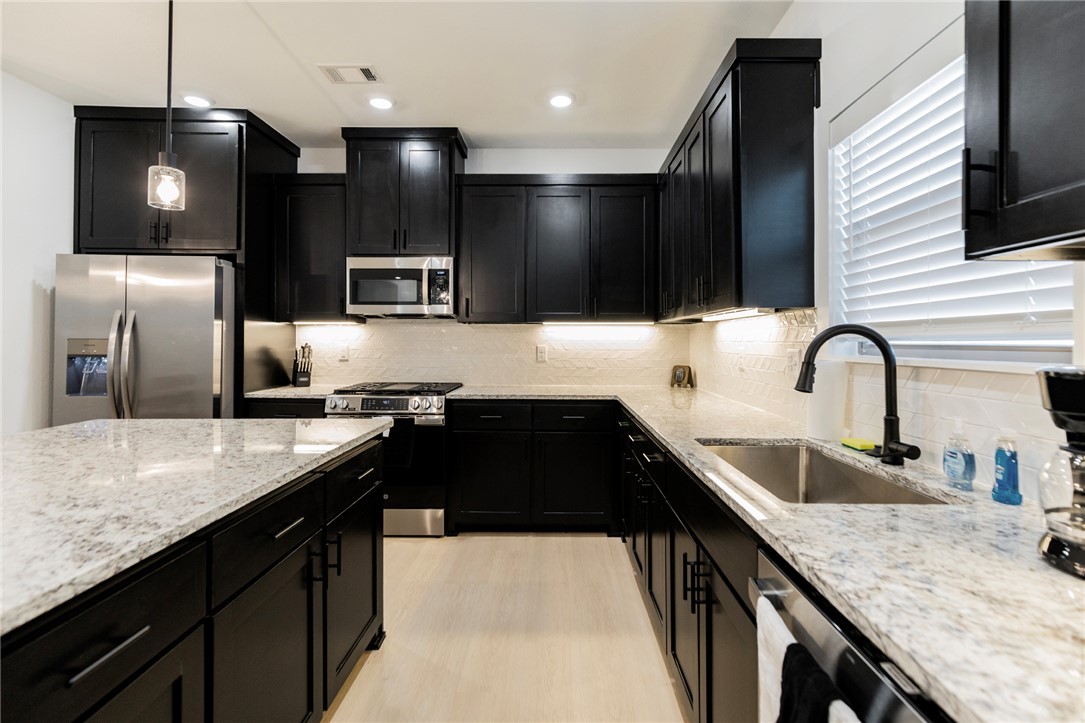 Oak Brook Sub Ph 1 Siloam Spgs - Residential