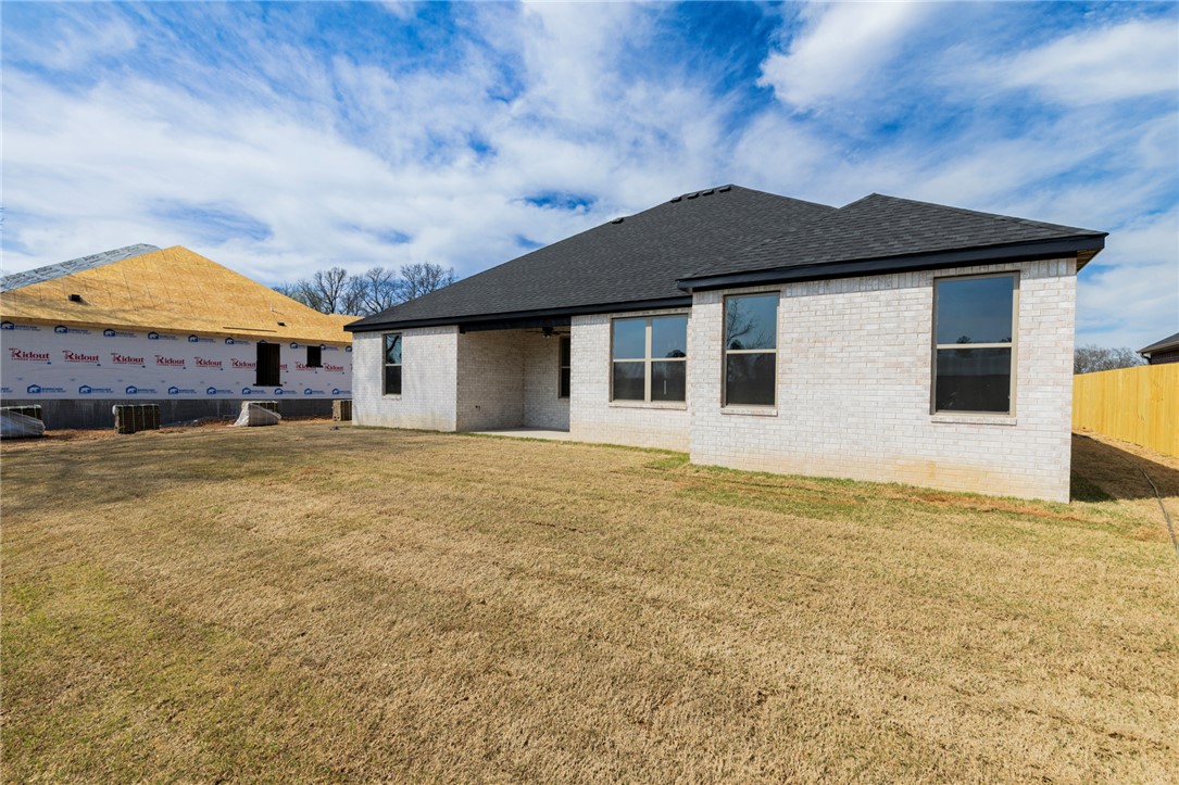 Oak Brook Sub Ph 1 Siloam Spgs - Residential