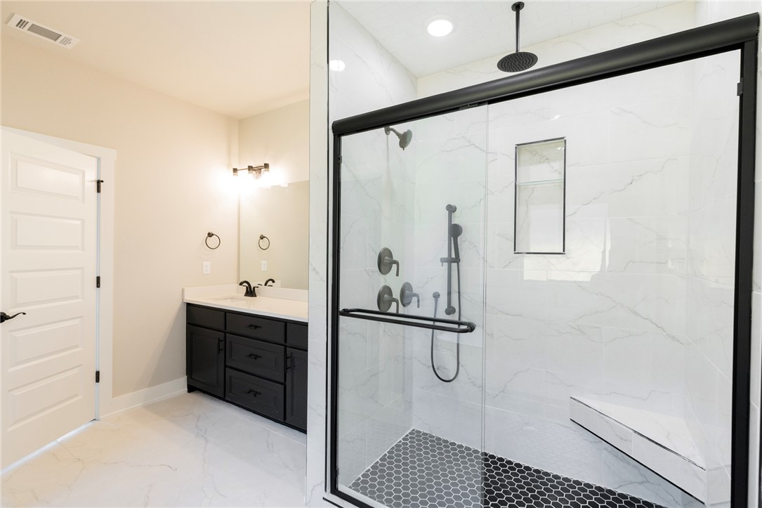 Oak Brook Sub Ph 1 Siloam Spgs - Residential