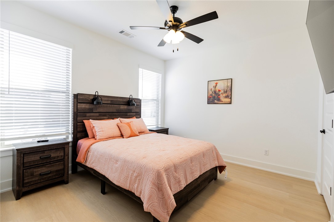 Oak Brook Sub Ph 1 Siloam Spgs - Residential