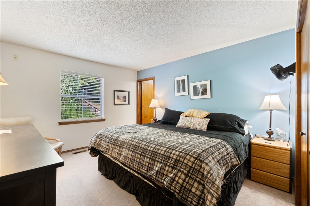 Unit 104 Holiday Island - Residential