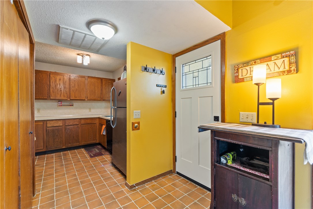 Unit 104 Holiday Island - Residential