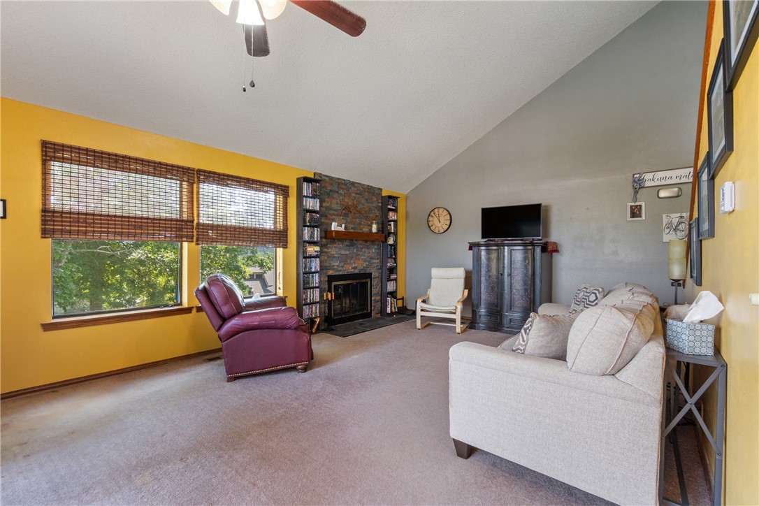 Unit 104 Holiday Island - Residential