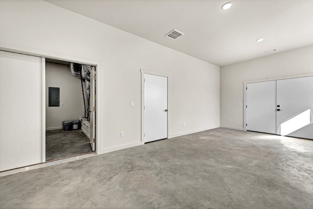 Thompson Estates Bvv - Residential