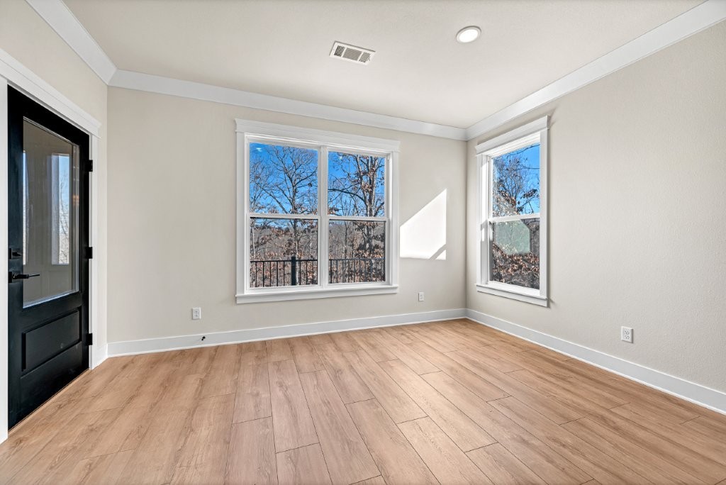 Thompson Estates Bvv - Residential