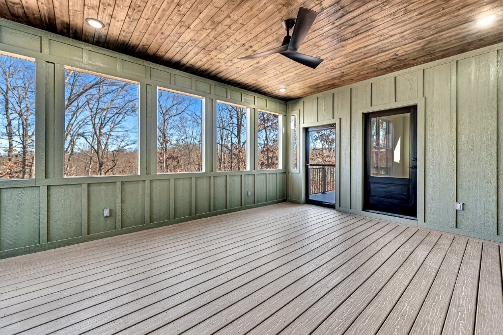 Thompson Estates Bvv - Residential