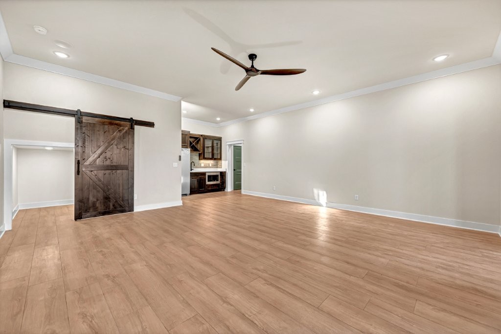 Thompson Estates Bvv - Residential