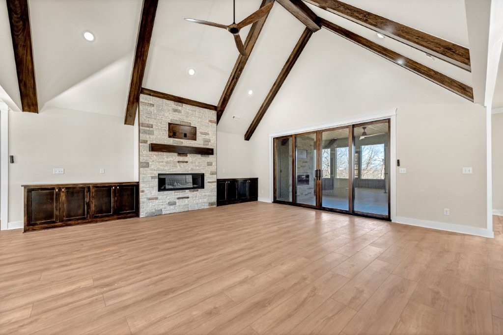 Thompson Estates Bvv - Residential