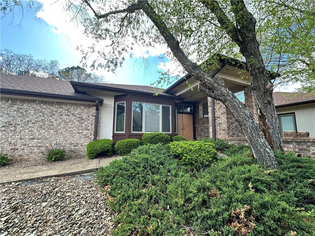 Chelsea Courts Bvv - Residential Lease