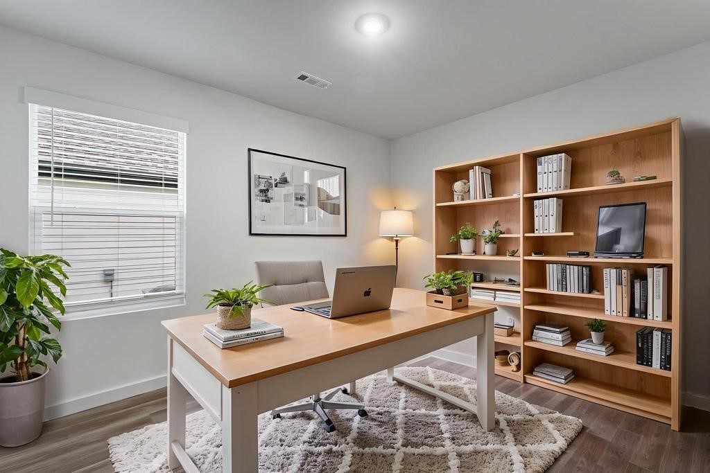 Applewood Estates - Residential Lease